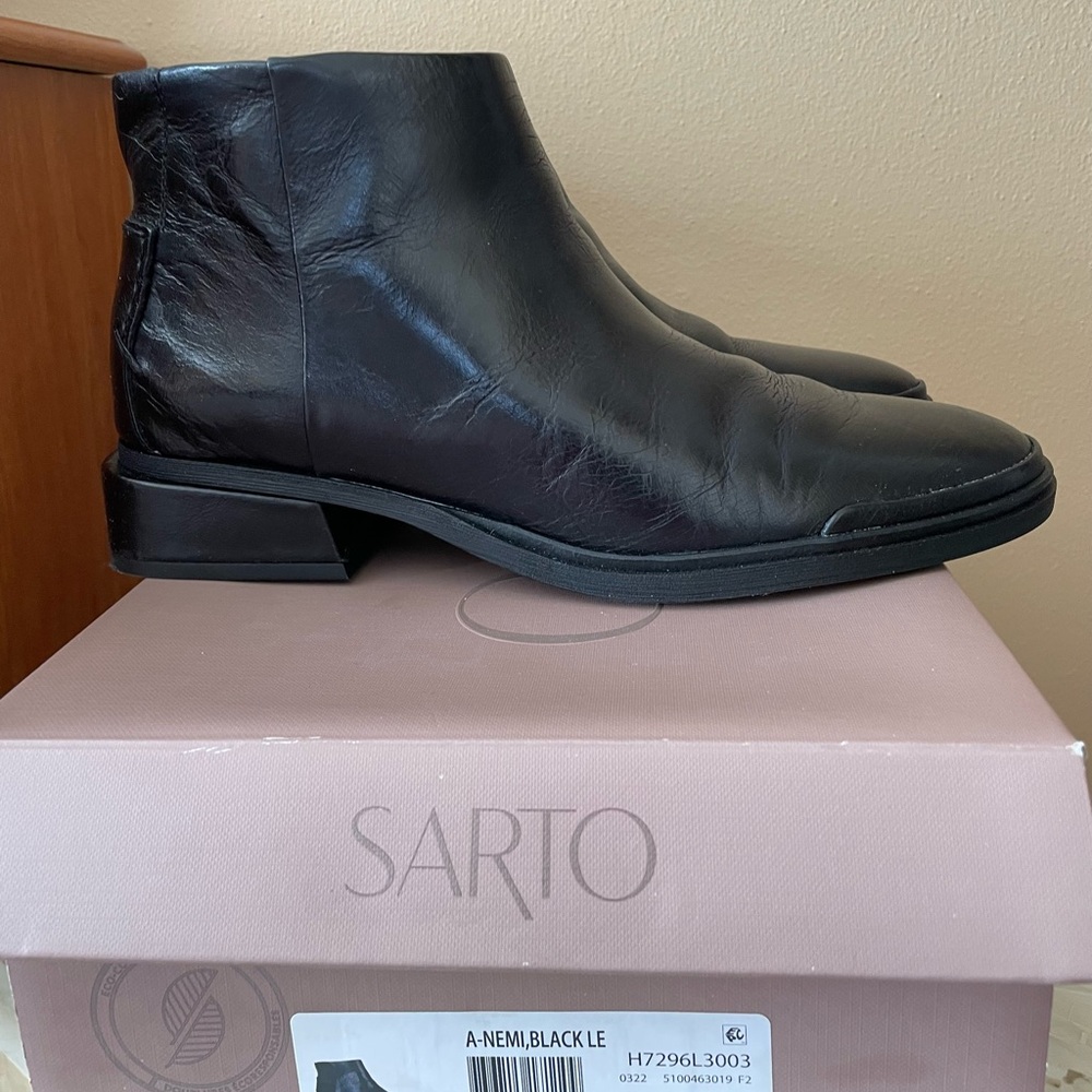 SARTO By Franco Sarto Black Leather Ankle Boots